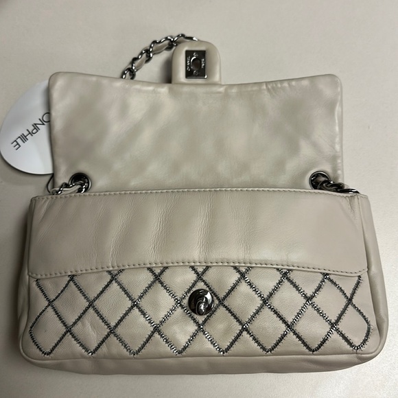 🔥🔥🔥Authentic Chanel Single Flap Leather Shoulder Bag - Picture 10 of 16